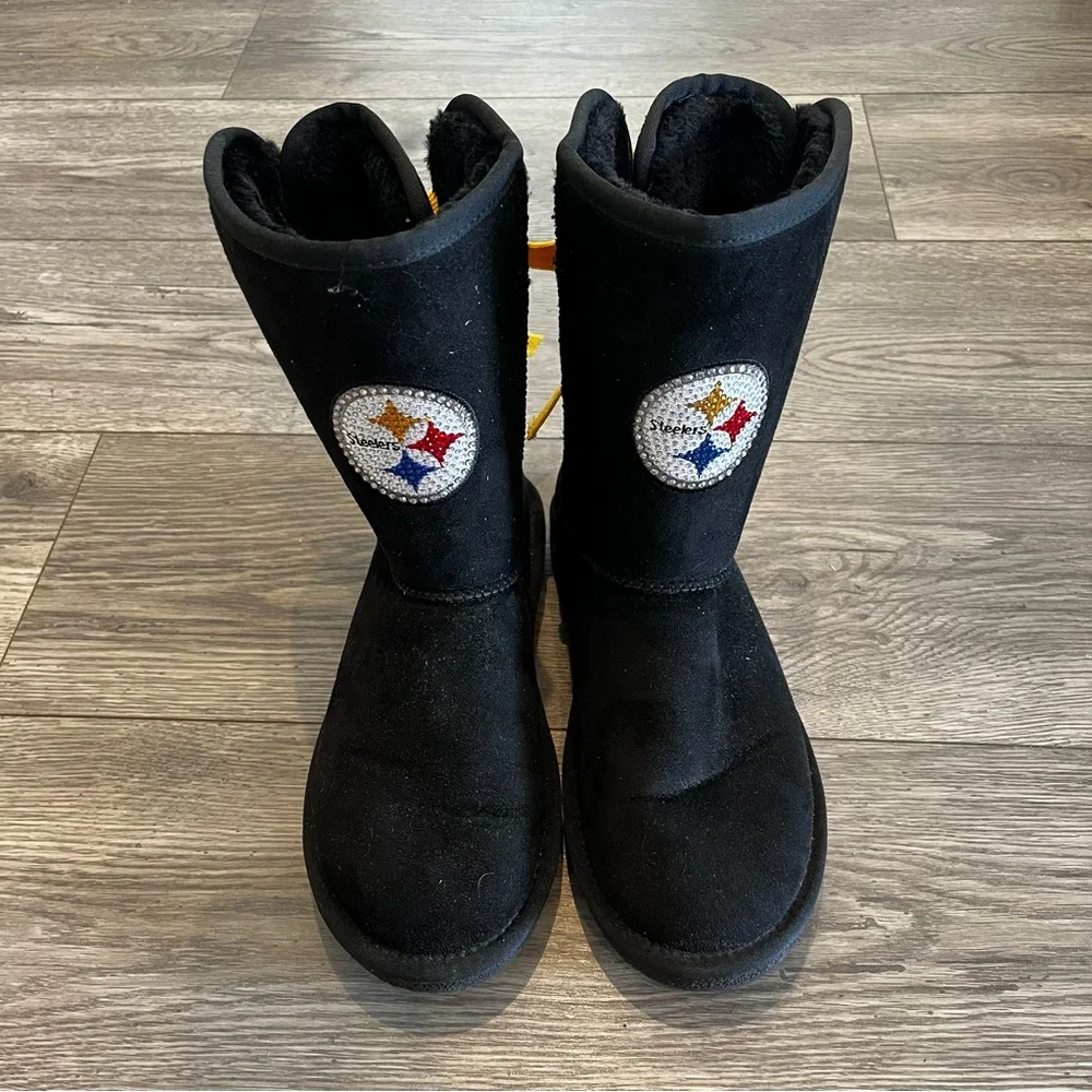 Pittsburgh STEELERS Women’s Boots Embellished NFL Faux Fur Lace Bow Boot Size 8